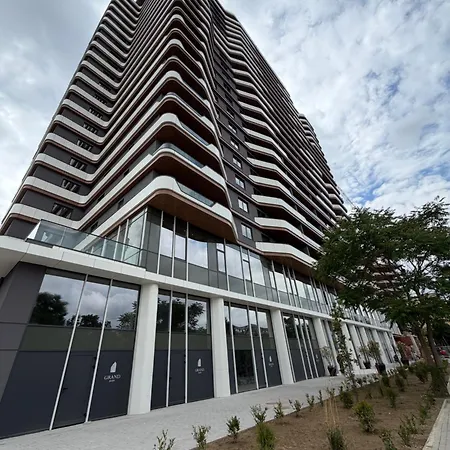 Grand Gigi Panoramic Penthouse Апартаменты *