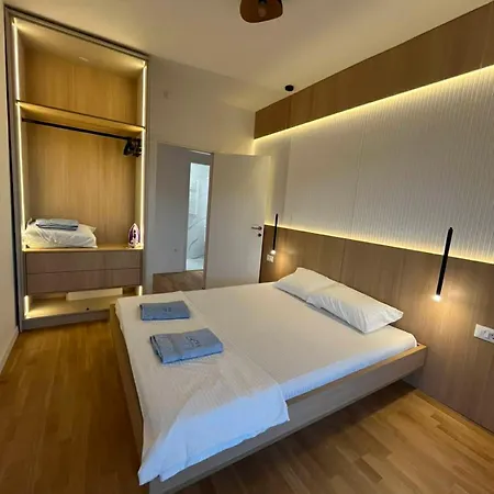 Grand Gigi Panoramic Penthouse Скопье