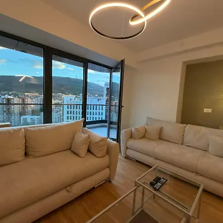 Апартаменты Grand Gigi Panoramic Penthouse