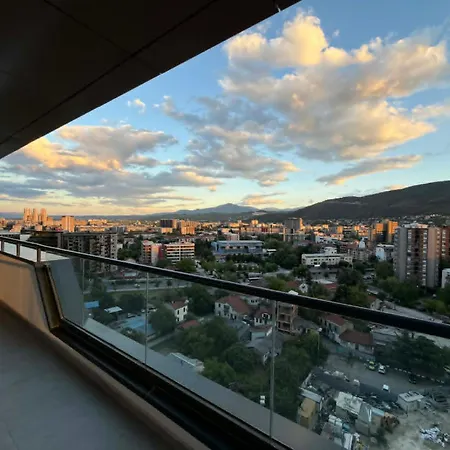 Grand Gigi Panoramic Penthouse *